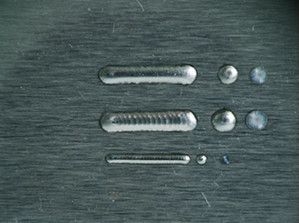 <a href='http://www.bghz.net.cn/product/3.htm' class='text_a'>模具激光焊機</a>修復鏡面模具效果